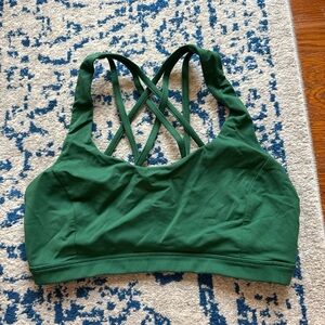 Lululemon Free to be serene bra